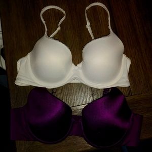2 GAP bras